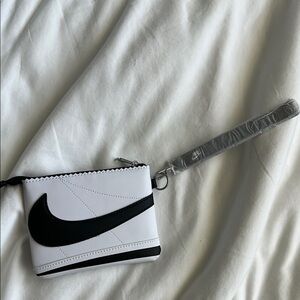 Nike Women's Black and White Wristlet Bag
